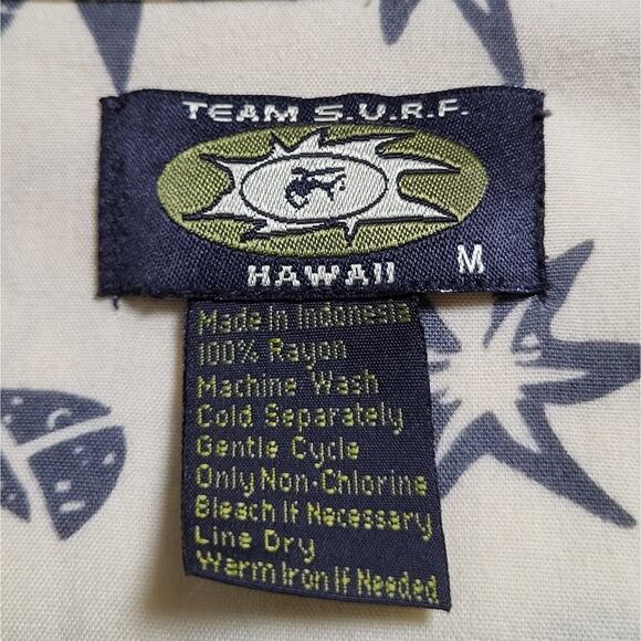 Vintage Team S.U.R.F Hawaii 100% Rayon Palm Tree Hawaiian Shirt Size M - Picture 7 of 7